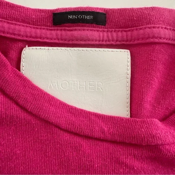 MOTHER Bright Pink Tee with Daisy and Confused Graphic - Picture 5 of 8